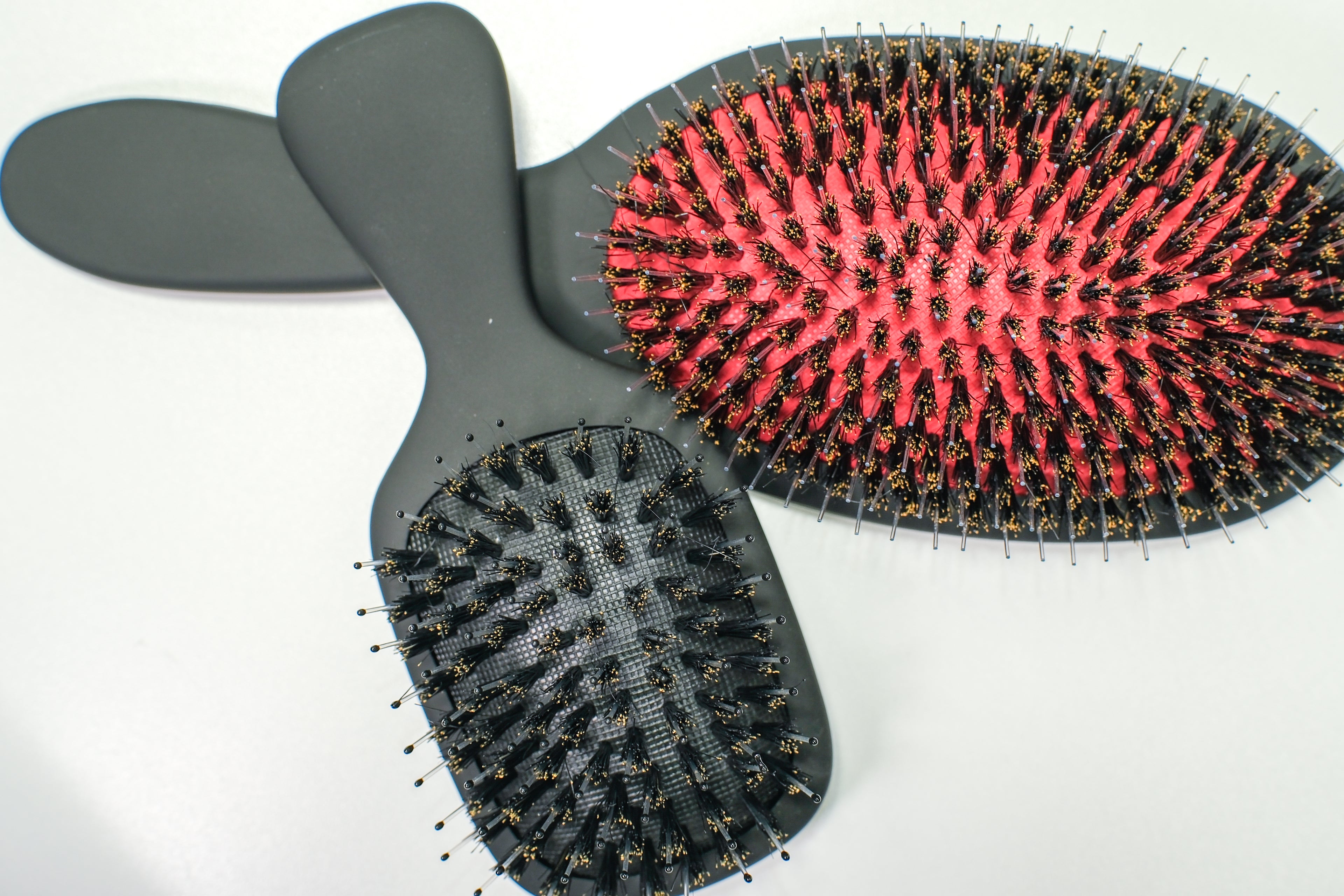 BLACK SET. LARGE 22.5CM. SMALL 14.5CM..